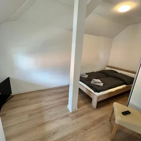 Max 7p Mit 4 Schlafzimmern *