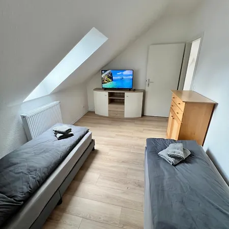 Max 7p Mit 4 Schlafzimmern * Oranienburg