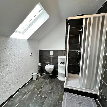 Max 7p Mit 4 Schlafzimmern Oranienburg