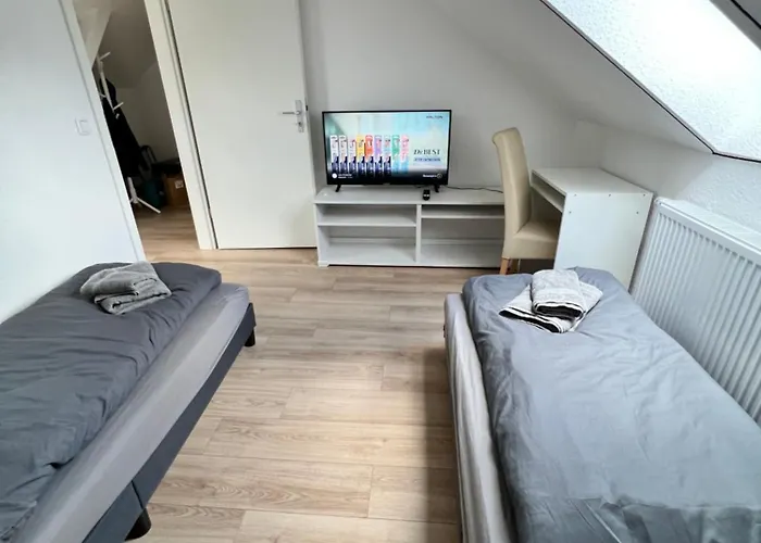 Max 7p Mit 4 Schlafzimmern Oranienburg